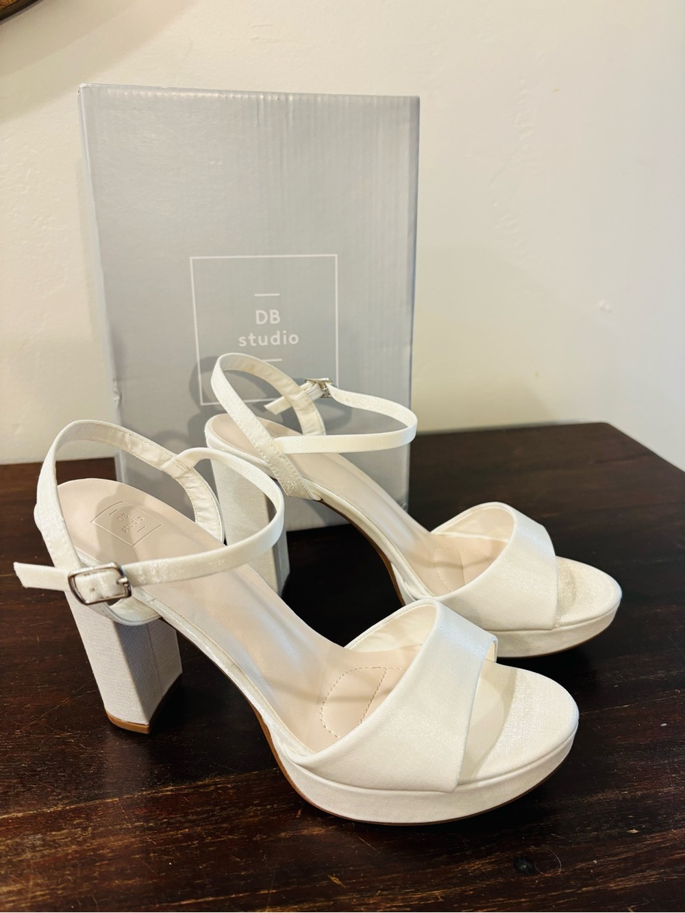 David's Bridal ‘Kelli’ Heels